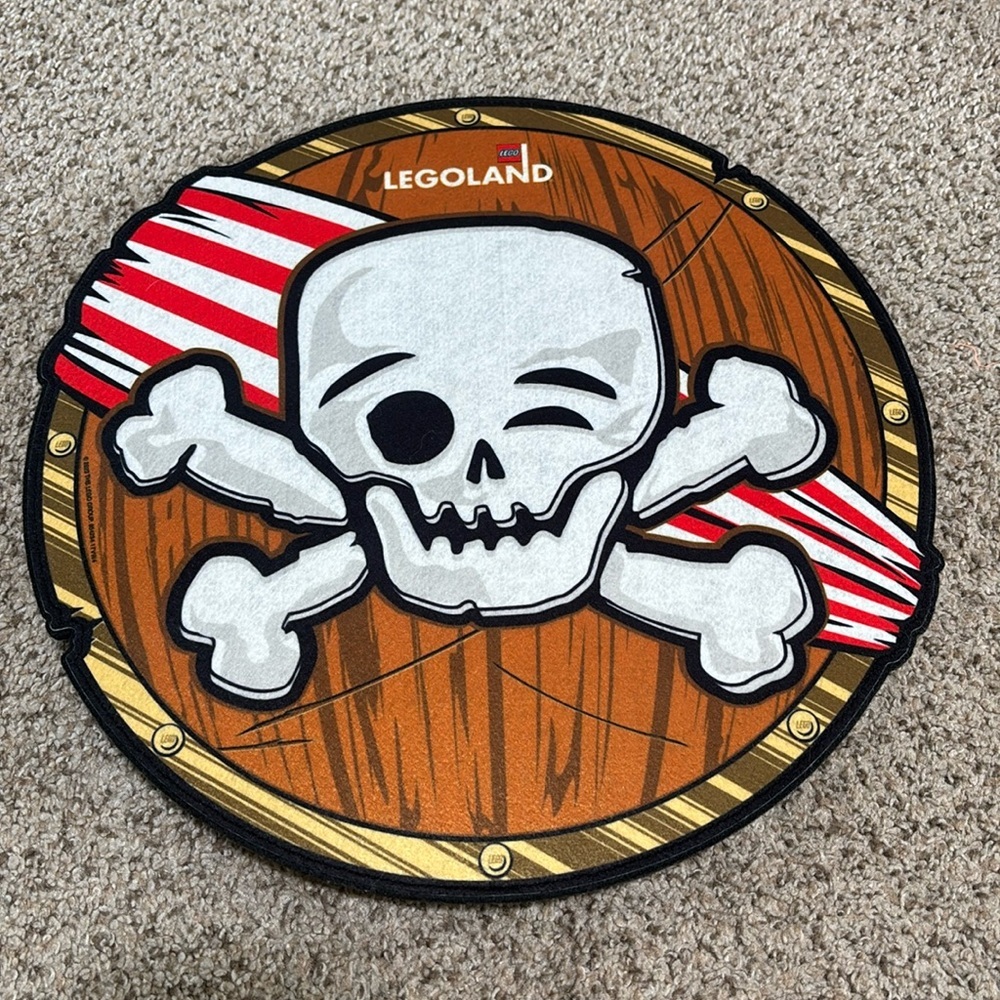 Legoland Kid’s Pirate Play Shield | skull | pirate ship | play | LEGO | dress up